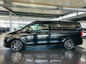 Mercedes-Benz V-Class V300d Exclusive - Image 13