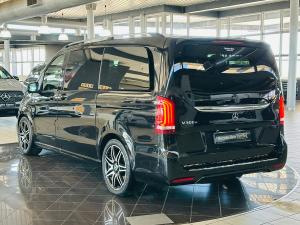 Mercedes-Benz V-Class V300d Exclusive - Image 14