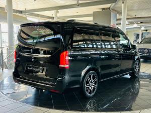 Mercedes-Benz V-Class V300d Exclusive - Image 2