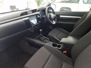 Toyota Hilux 2.7 S - Image 7