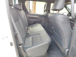 Toyota Hilux 2.8GD-6 double cab Legend auto - Image 17