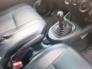 Toyota Hilux 2.0 single cab S (aircon) - Image 10