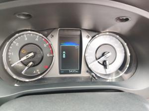 Toyota Hilux 2.4GD-6 single cab Raider manual - Image 11