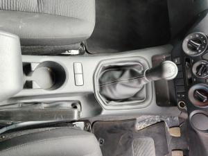 Toyota Hilux 2.4GD-6 single cab Raider manual - Image 12