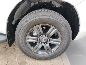 Toyota Hilux 2.4GD-6 single cab Raider manual - Image 20