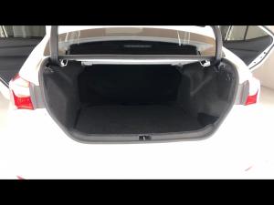 Toyota Corolla Quest 1.8 Plus manual - Image 13