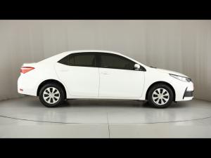 Toyota Corolla Quest 1.8 Plus manual - Image 3
