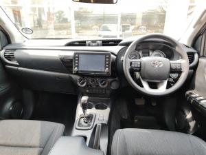 Toyota Hilux 2.4GD-6 double cab Raider auto - Image 6