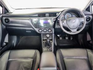 Toyota Corolla Quest 1.8 Plus manual - Image 6