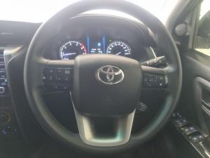 Toyota Fortuner 2.4GD-6 4x4 - Image 8