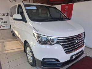 Hyundai H-1 2.5VGTi bus Elite 12-seater - Image 1