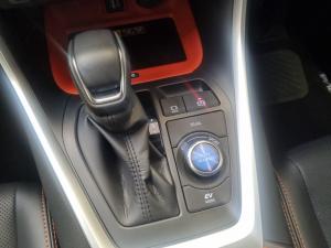 Toyota RAV4 2.5 Hybrid GX-R E-Four - Image 13