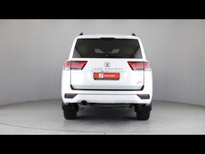 Toyota Land Cruiser 300 3.3D ZX - Image 5