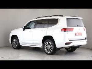 Toyota Land Cruiser 300 3.3D ZX - Image 8