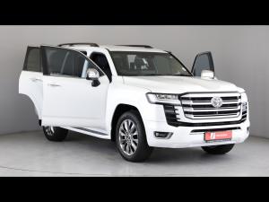 Toyota Land Cruiser 300 3.3D ZX - Image 14