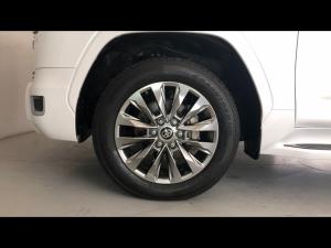 Toyota Land Cruiser 300 3.3D ZX - Image 19