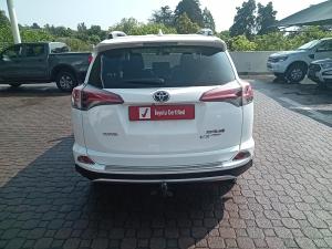 Toyota RAV4 2.2D-4D AWD VX - Image 5