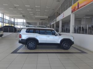 Toyota Land Cruiser Prado 2.8GD TX - Image 3