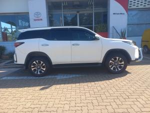 Toyota Fortuner 2.8GD-6 4x4 VX - Image 3