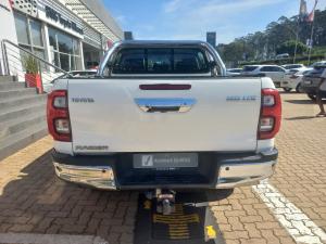 Toyota Hilux 2.8GD-6 double cab Raider auto - Image 5