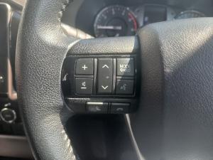 Toyota Hilux 2.8GD-6 double cab Raider auto - Image 9
