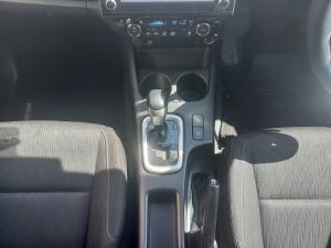 Toyota Hilux 2.8GD-6 double cab Raider auto - Image 12