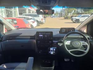 Hyundai Staria 2.2D Luxury - Image 6