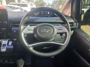 Hyundai Staria 2.2D Luxury - Image 8