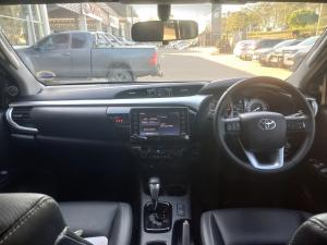 Toyota Hilux 2.8GD-6 double cab 4x4 Raider auto - Image 6