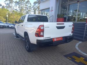 Toyota Hilux 2.8GD-6 double cab 4x4 Raider auto - Image 18