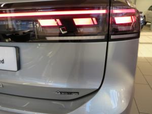Volkswagen Tiguan 2.0 TDI R-LINE 4M DSG - Image 21