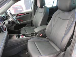 Volkswagen Tiguan 2.0 TDI R-LINE 4M DSG - Image 7