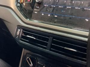 Volkswagen Polo 1.0 TSI Comfortline - Image 9