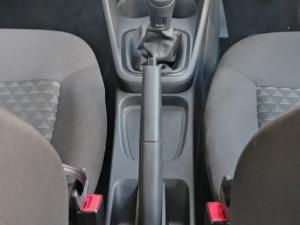 Volkswagen Polo Vivo 1.4 - Image 12