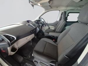 Ford Tourneo Custom 2.2TDCi Trend LWB - Image 3
