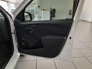 Nissan NP200 1.6 Safety PackS/C - Image 13