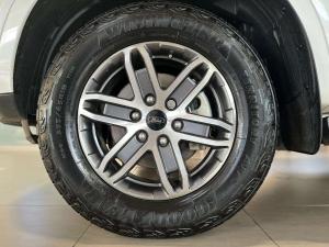 Ford Everest 2.0D BI-TURBO XLT automatic - Image 8