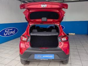Renault Kwid 1.0 Life - Image 11