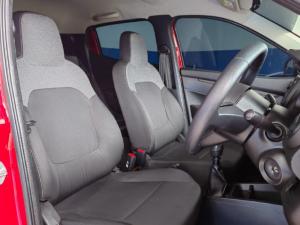 Renault Kwid 1.0 Life - Image 5