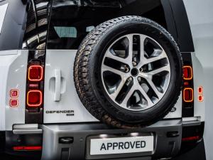 Land Rover Defender 110 D300 X-Dynamic SE - Image 10