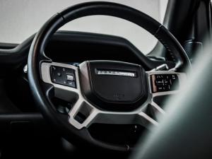 Land Rover Defender 110 D300 X-Dynamic SE - Image 17