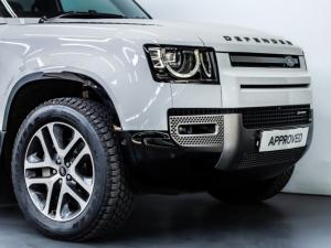Land Rover Defender 110 D300 X-Dynamic SE - Image 3