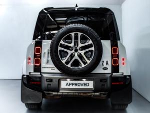 Land Rover Defender 110 D300 X-Dynamic SE - Image 6