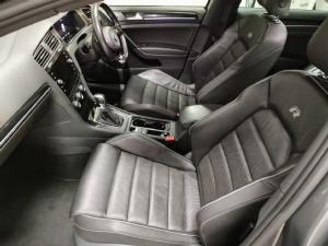 Volkswagen Golf R - Image 12