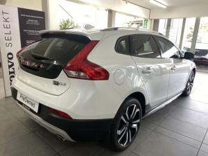 Volvo V40 Cross Country D3 Inscription - Image 2
