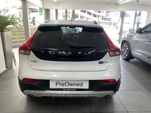 Volvo V40 Cross Country D3 Inscription - Image 3