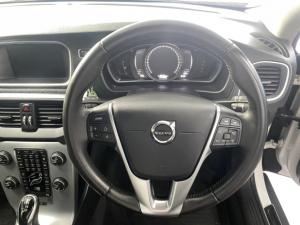 Volvo V40 Cross Country D3 Inscription - Image 9