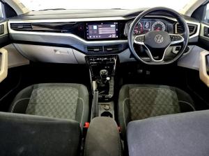 Volkswagen Polo sedan 1.6 Life - Image 12