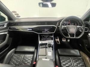 Audi RS6 quattro - Image 10