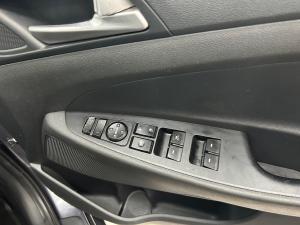 Hyundai Tucson 2.0 Premium auto - Image 11